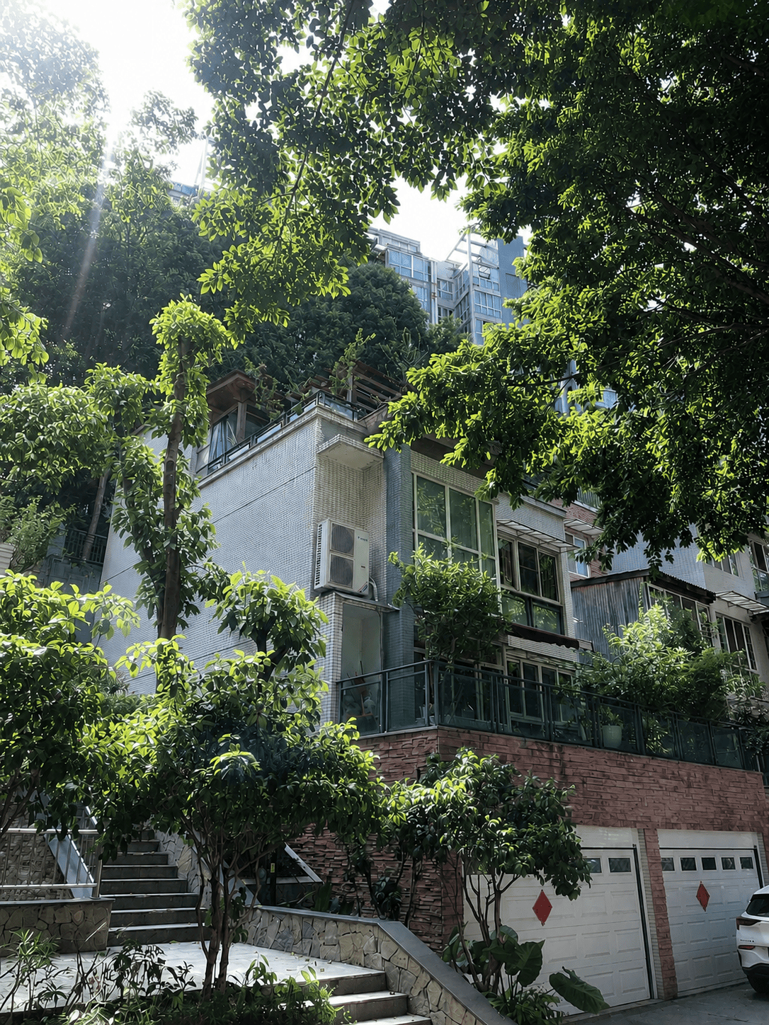 长沙岛居岁月从容升级：小小岛老别墅加装蒂升悦行款电梯